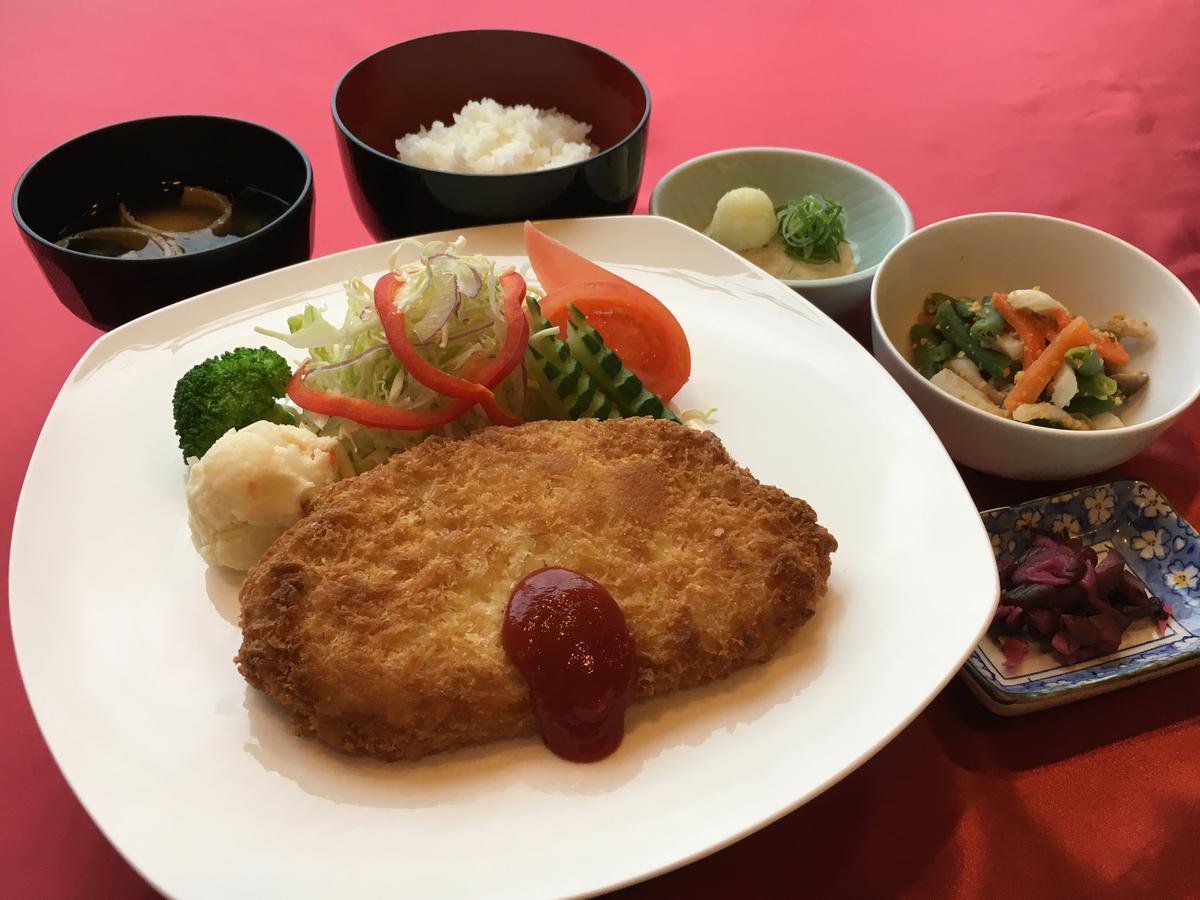 Melyek a legjobb hotelek Hikone Castle k\u00F6zel\u00E9ben? Kültér fotó